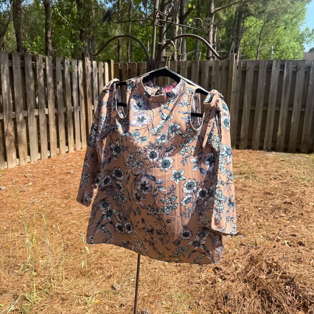 Almost Pink Boutique Floral Print Blouse with Cold Shoulders, Tie 3/4 sleeves